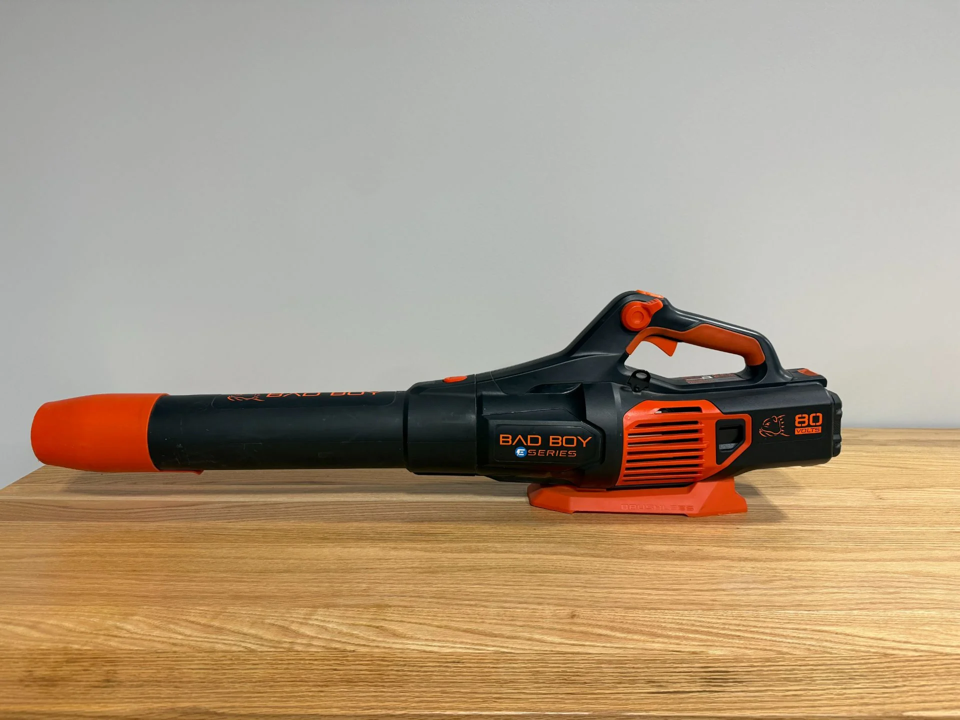 Bad Boy Mowers 80V Handheld Blower with 2.5 Ah Battery - Image 2