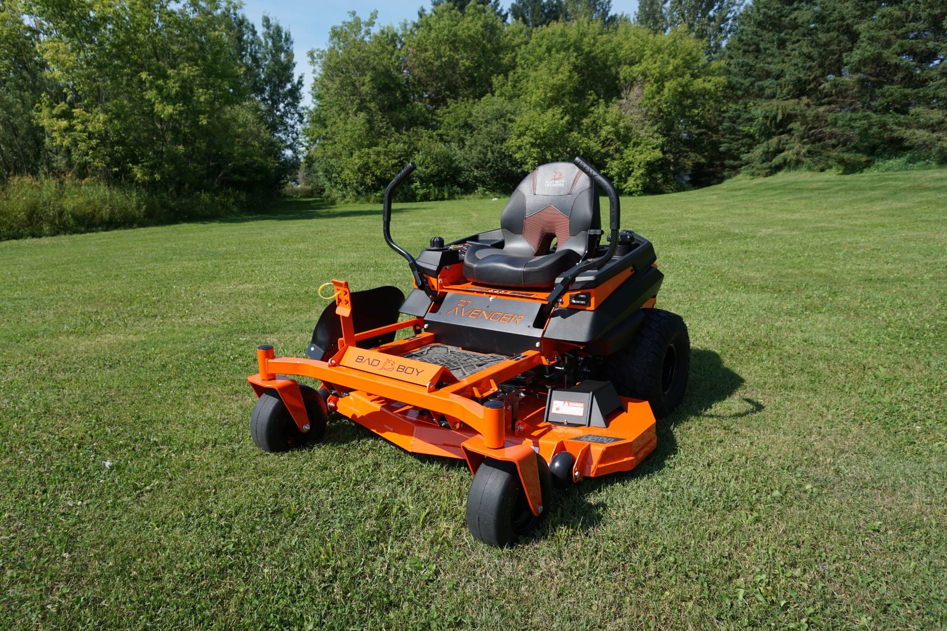 2025 ZT Avenger - With Kawasaki FR691V 23 HP Engine (54" and 60" Deck Options) - Image 6