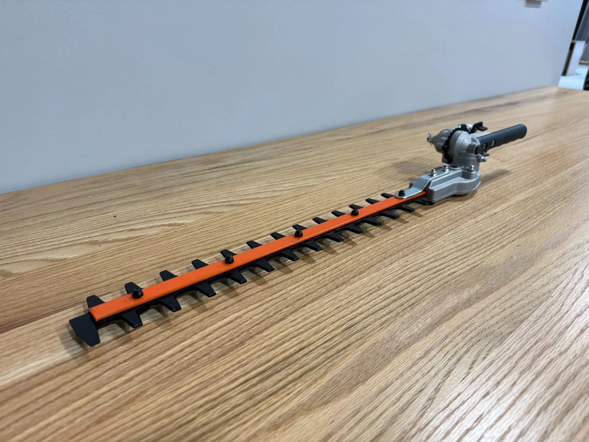 Bad Boy Mowers E-Series HEDGE CLIPPER ATTACHMENT (80V STRING TRIMMER COMPATIBLE) for Sale - 088-7636-00 - Image 2