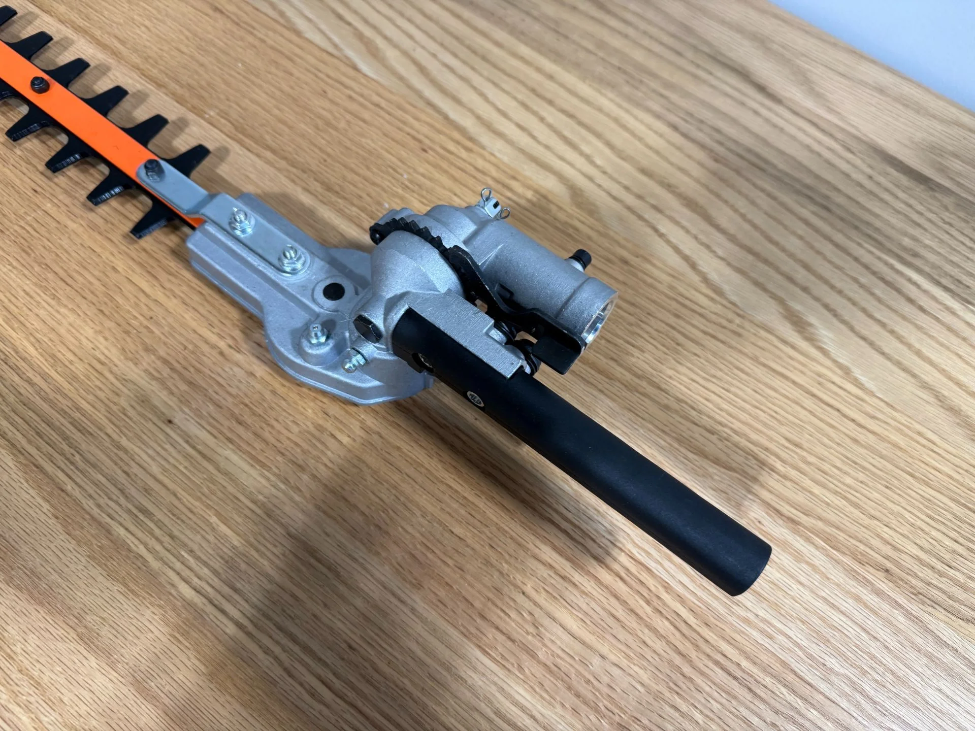 Bad Boy Mowers E-Series HEDGE CLIPPER ATTACHMENT (80V STRING TRIMMER COMPATIBLE) for Sale - 088-7636-00 - Image 3